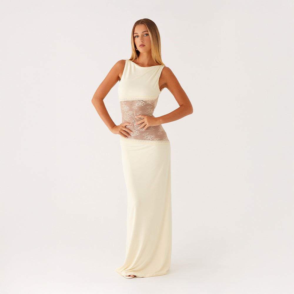 Selena | Sculpted Elegance