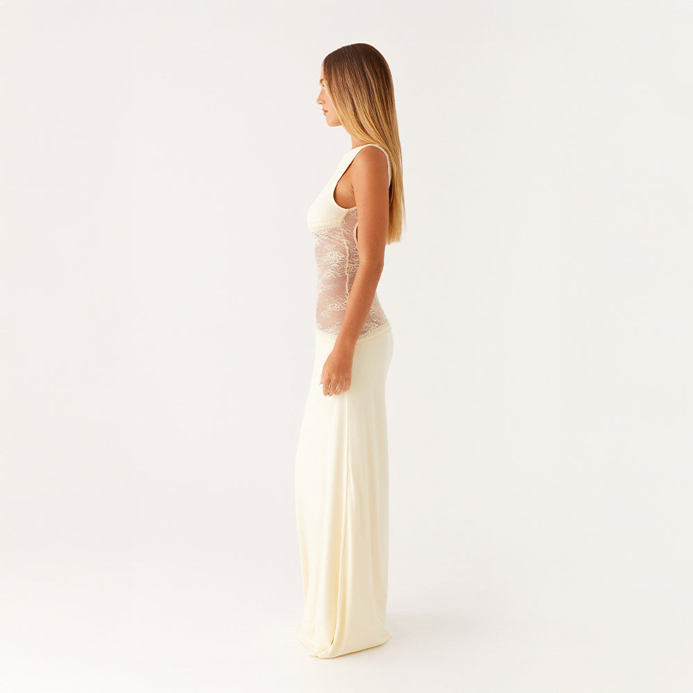 Selena | Sculpted Elegance