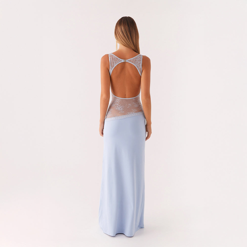 Selena | Sculptural Elegance